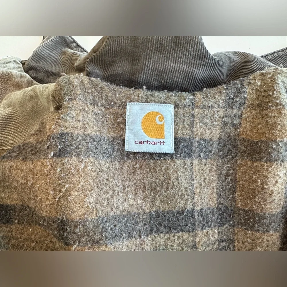 Vintage Carhartt Jacket Men's Chore Coat Blanket Lined Distressed Fade